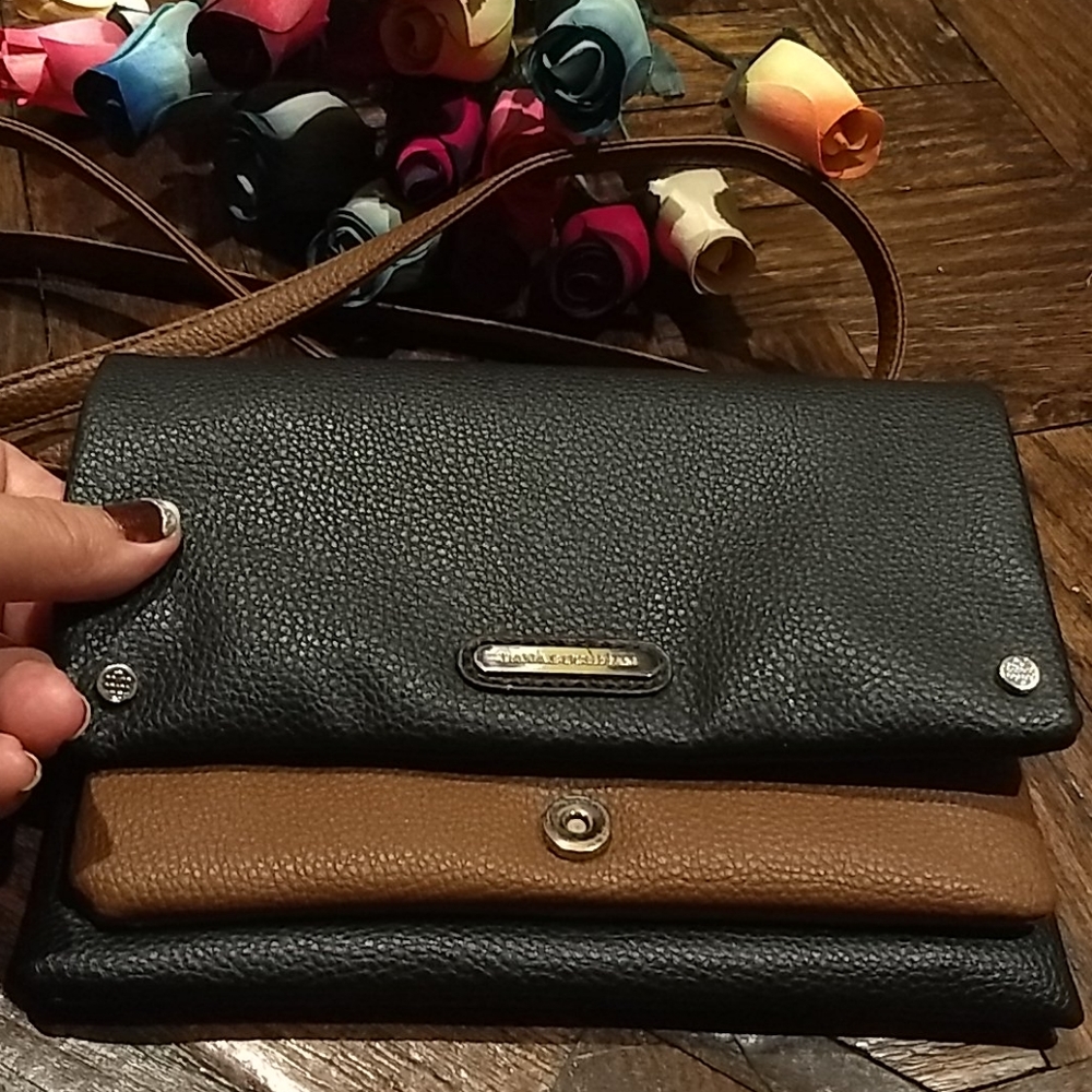 Dana Buchman Crossbody bag two tone 🧡🖤